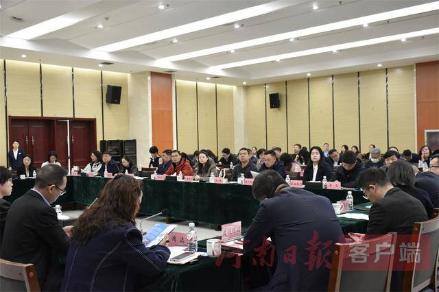 “口岸+金融”，航空港外贸冲冲冲