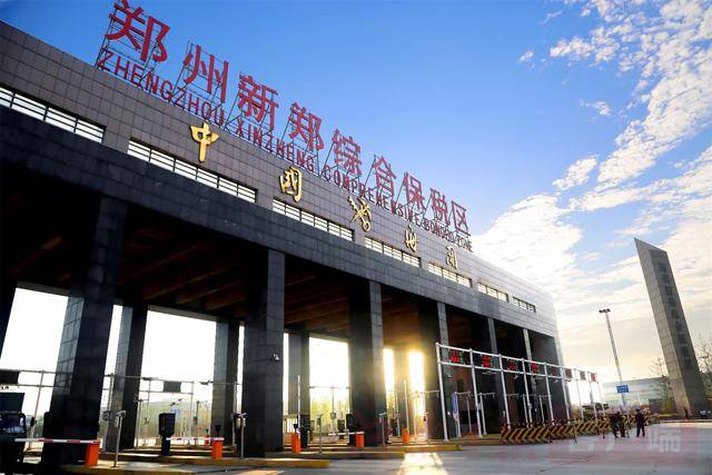“口岸+金融”，航空港外贸冲冲冲