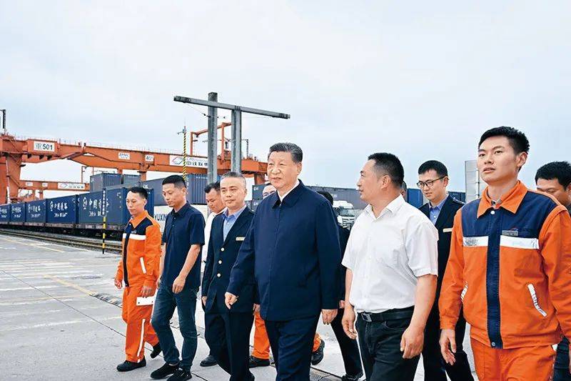 《求是》杂志发表习近平总书记重要文章